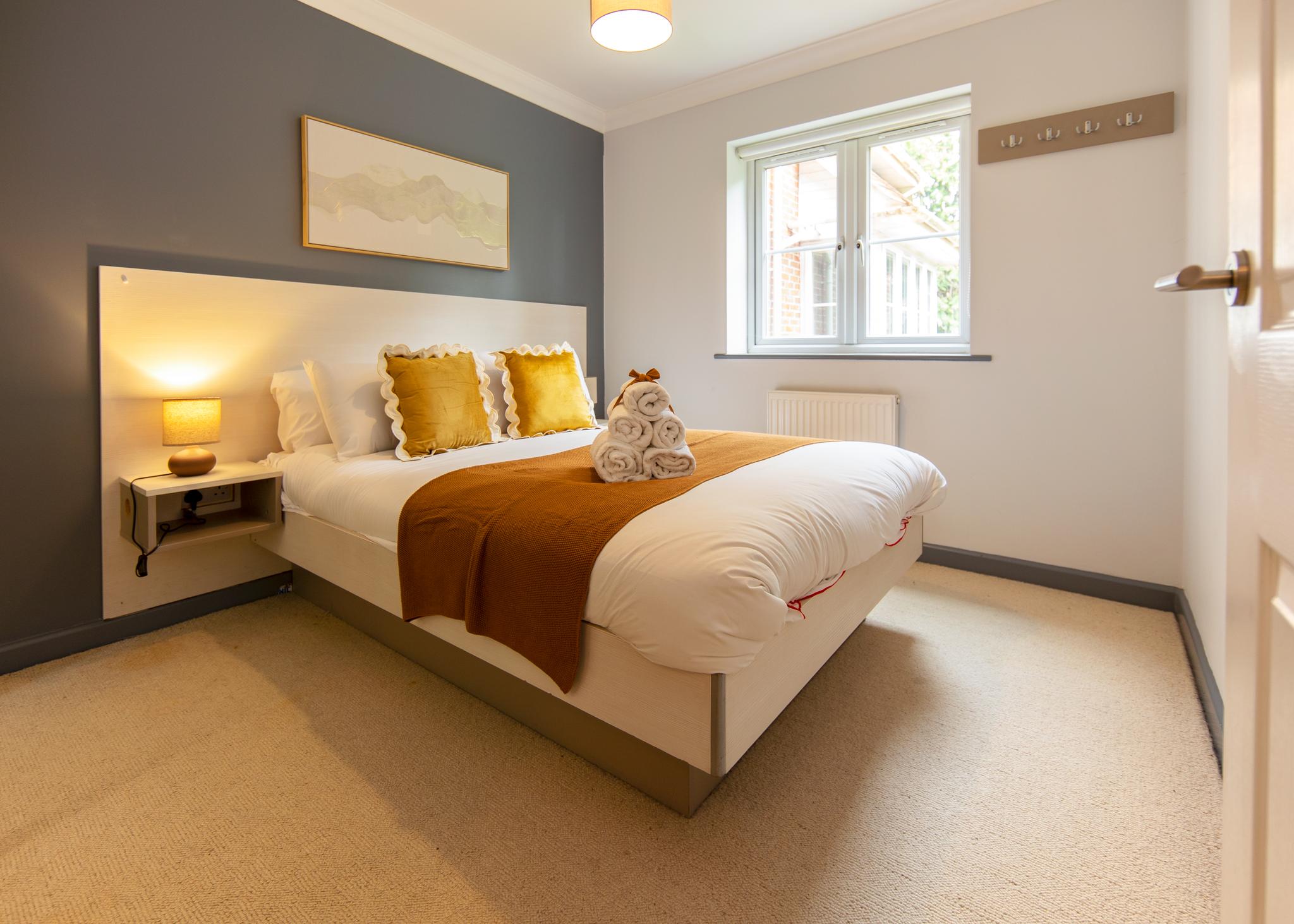 Modern Apartments in Southampton with Free Parking4