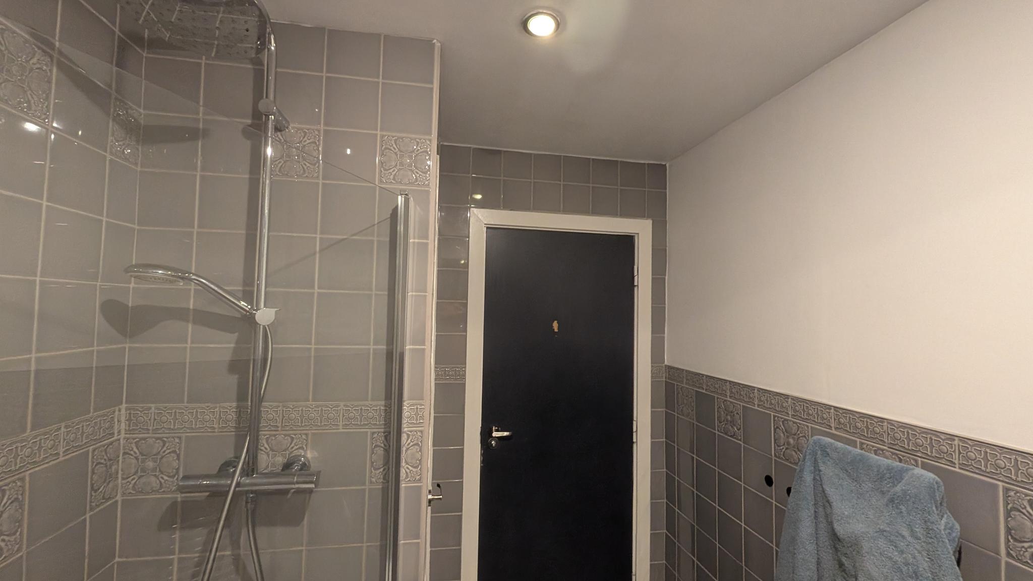 Skyline View Apartment | Free Parking & Balcony2